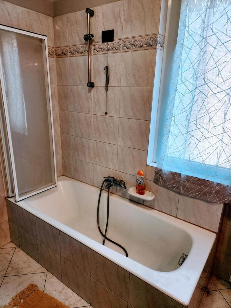 Kidonia - Iseo Lake Apartmens Sale Marasino Bagian luar foto