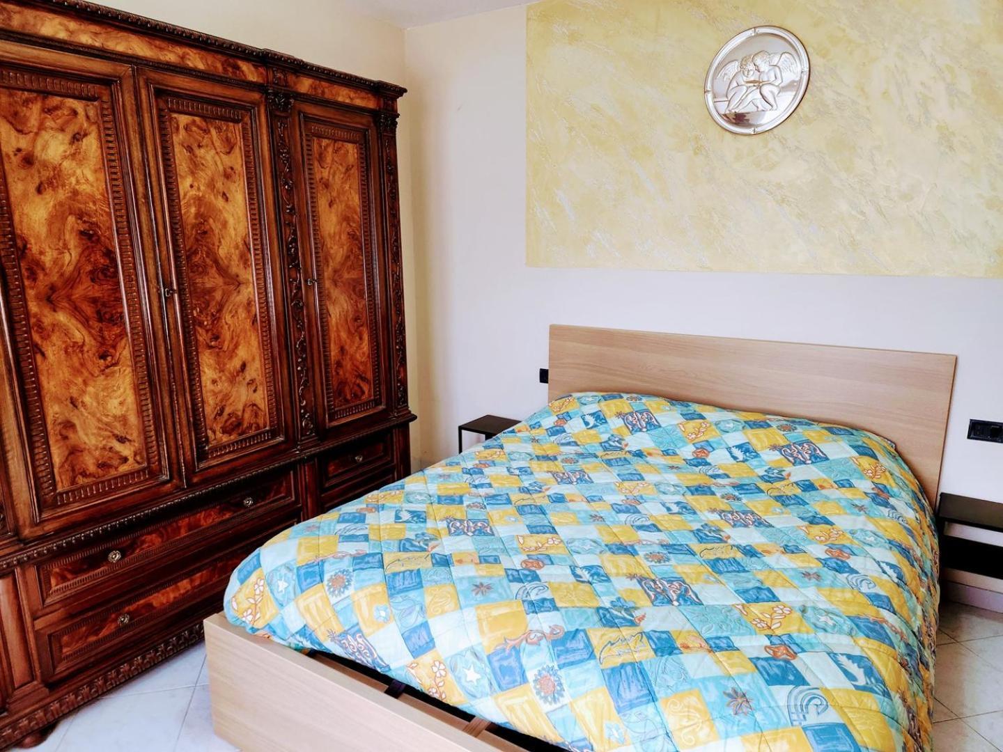 Kidonia - Iseo Lake Apartmens Sale Marasino Bagian luar foto