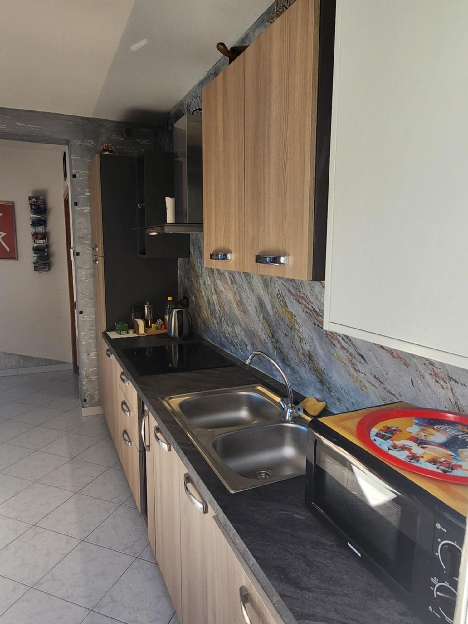 Kidonia - Iseo Lake Apartmens Sale Marasino Bagian luar foto