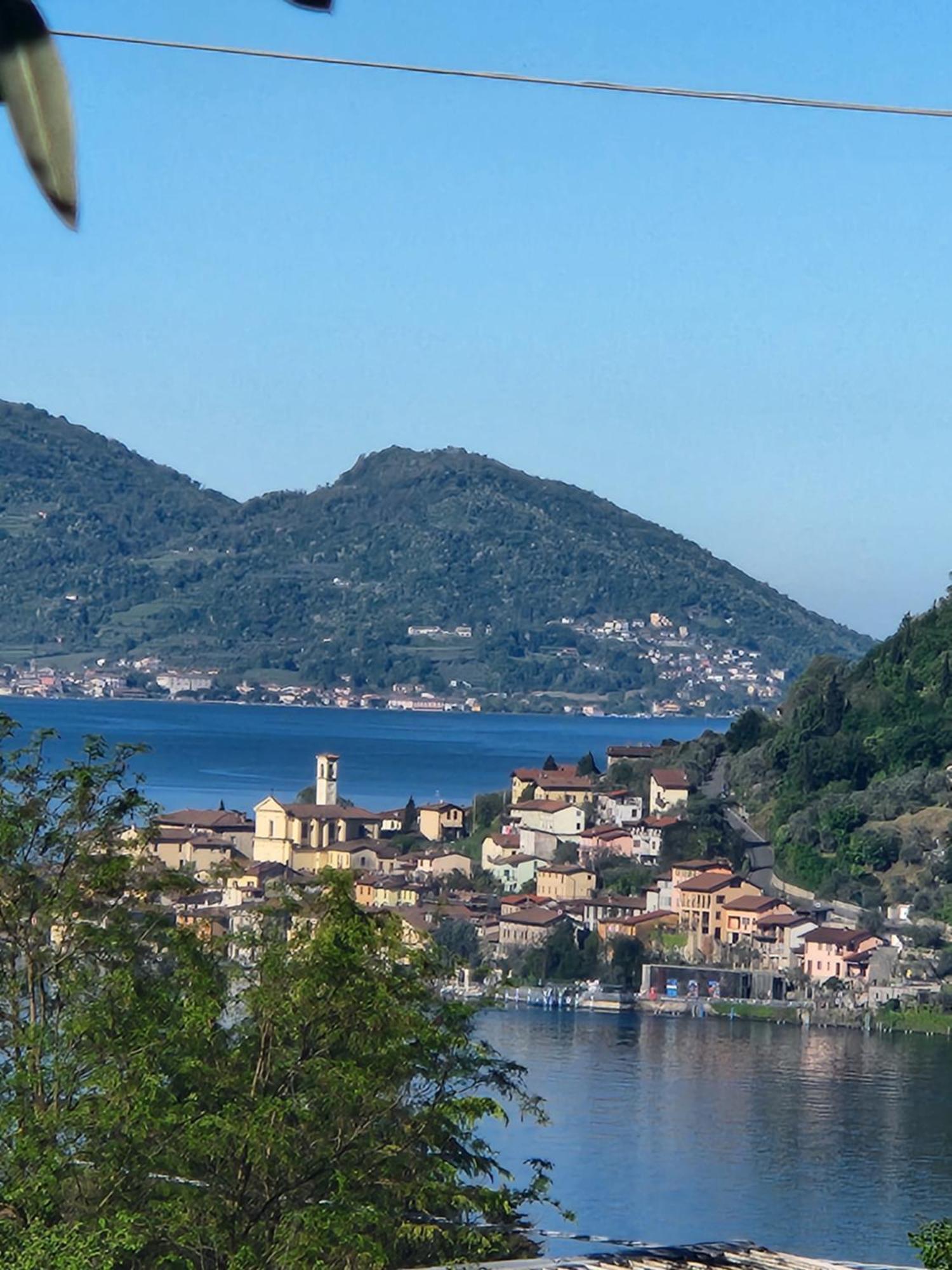 Kidonia - Iseo Lake Apartmens Sale Marasino Bagian luar foto