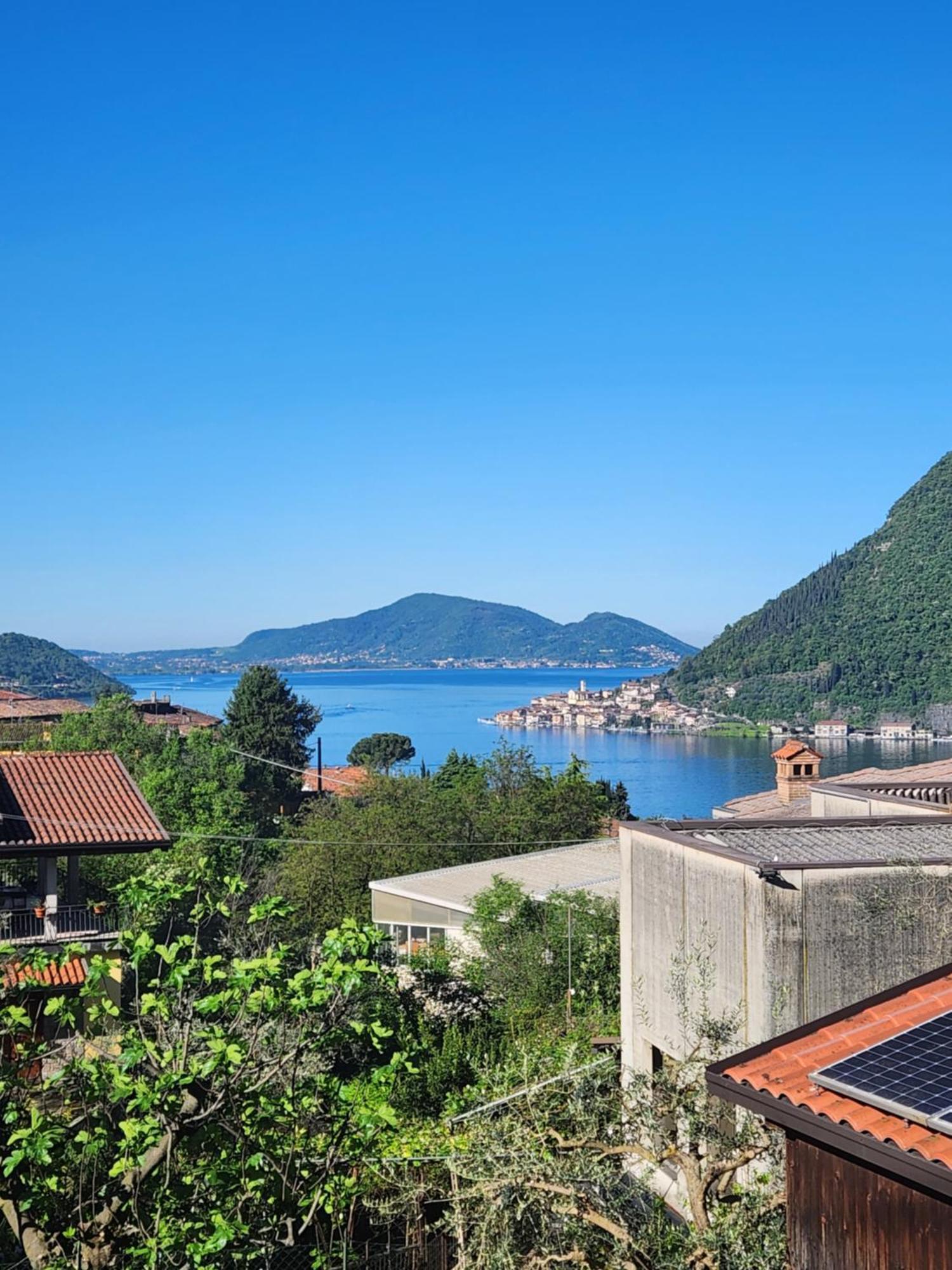 Kidonia - Iseo Lake Apartmens Sale Marasino Bagian luar foto